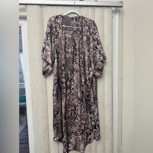 Easel Animal Print Kimono